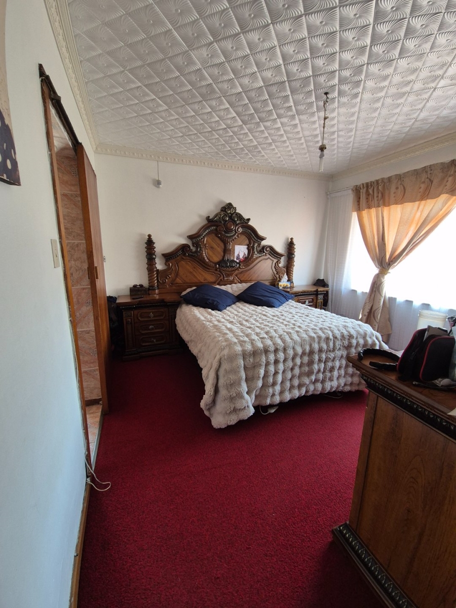 4 Bedroom Property for Sale in Kwamagxaki Eastern Cape